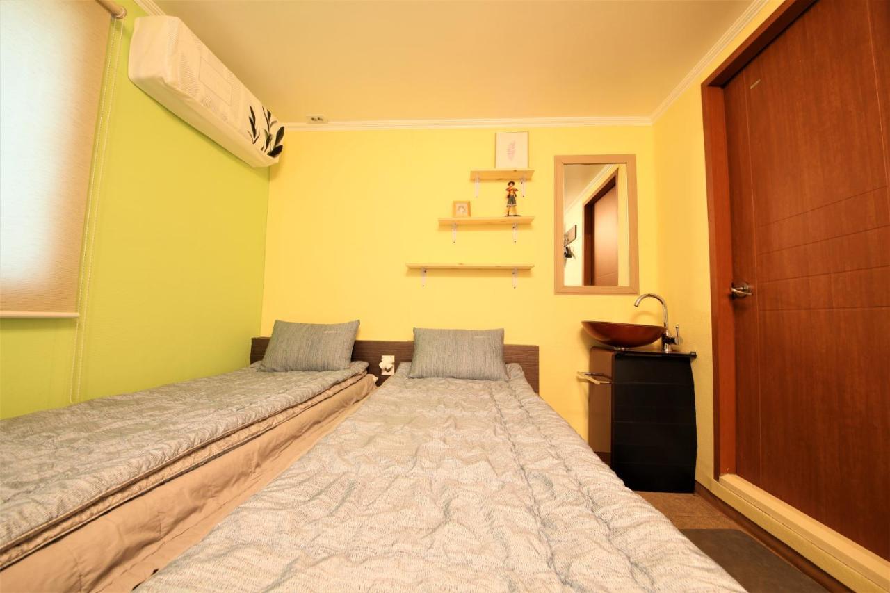 Twin Panda Guesthouse Seoul Exterior photo